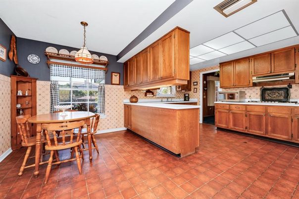 Dining room, Interior, Kitchen, Pendant Lights
