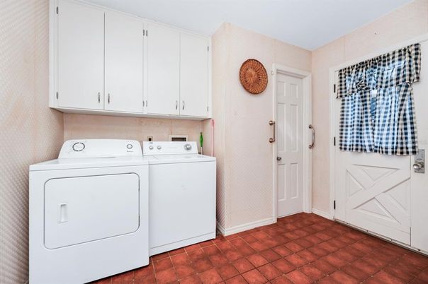 Interior, Utility Closets, Washer