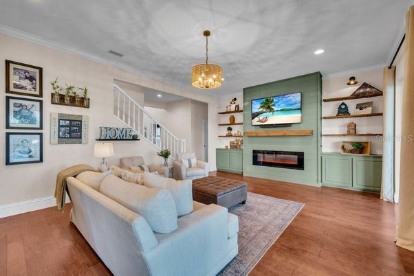 Fireplace, Interior, Living room, Pendant Lights, Recessed Lighting, Wood Texture Flooring
