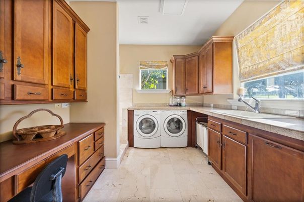 Interior, Kitchen, Washer