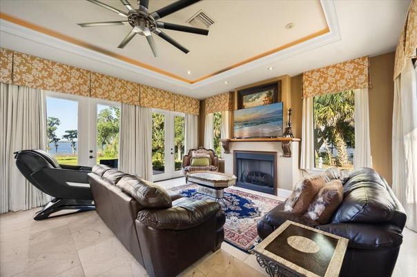 Fireplace, Interior, Living room, Recessed Lighting