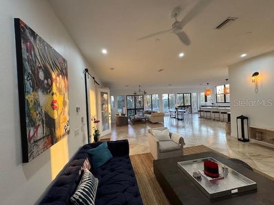 Dining room, Interior, Living room, Pendant Lights, Recessed Lighting
