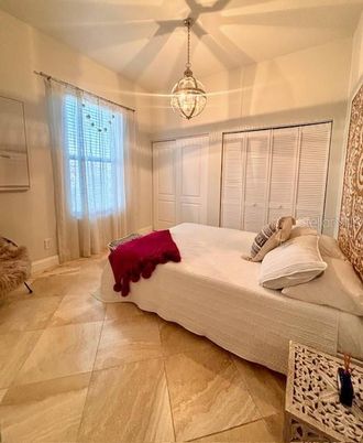 Bedroom, Interior, Pendant Lights