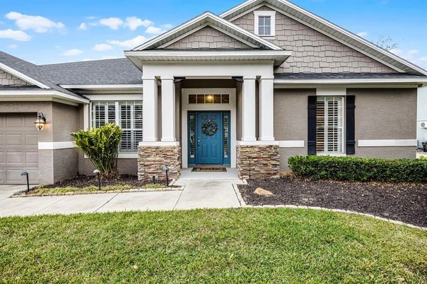 Exterior, Facade, American Craftsman