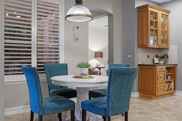 Dining room, Interior, Pendant Lights, Recessed Lighting