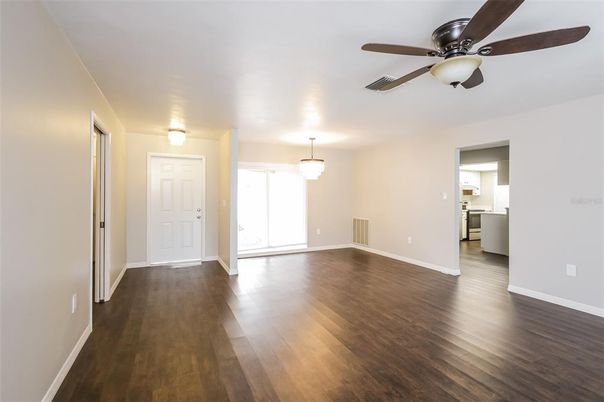 Empty room, Interior, Pendant Lights, Wood Texture Flooring