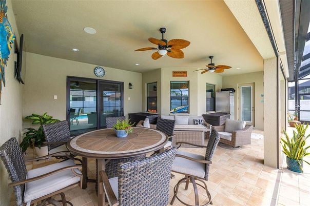 Fireplace, Interior, Living room, Recessed Lighting