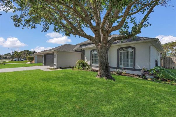 Attached, Backyard, Exterior, Facade, Ranch