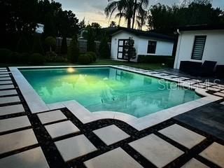 Exterior, Pool