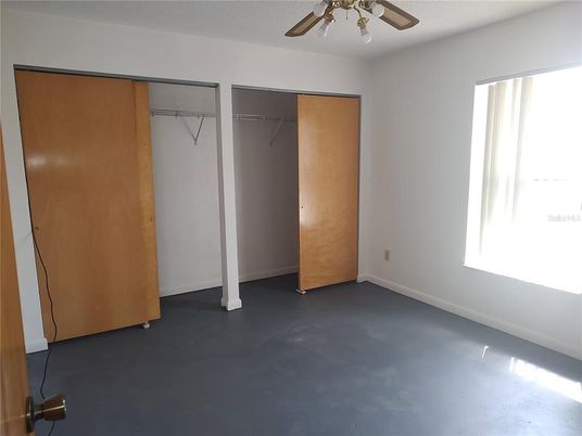 Empty room, Interior, Walk-in Closets