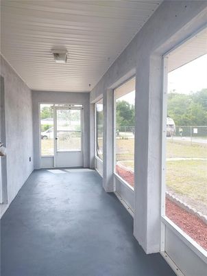 Empty room, Interior, Sun Room
