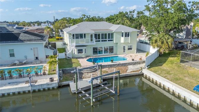 Exterior, Lake, Pool