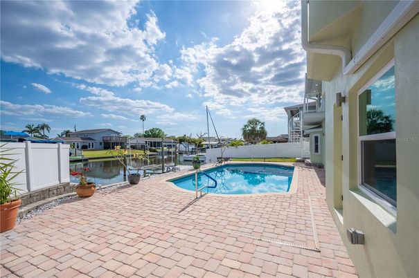 Exterior, Lake, Pool