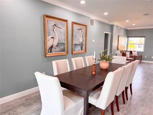 Dining room, Interior, Living room, Recessed Lighting