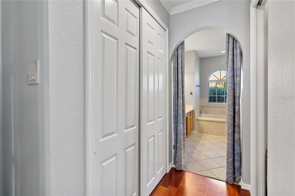 Bathroom, Interior, Recessed Lighting, Wood Texture Flooring