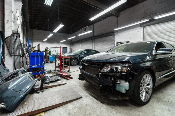 Garage, Interior