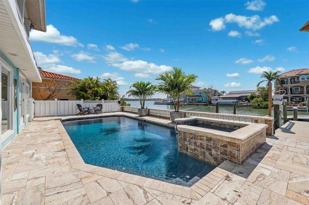 Exterior, Pool, Water