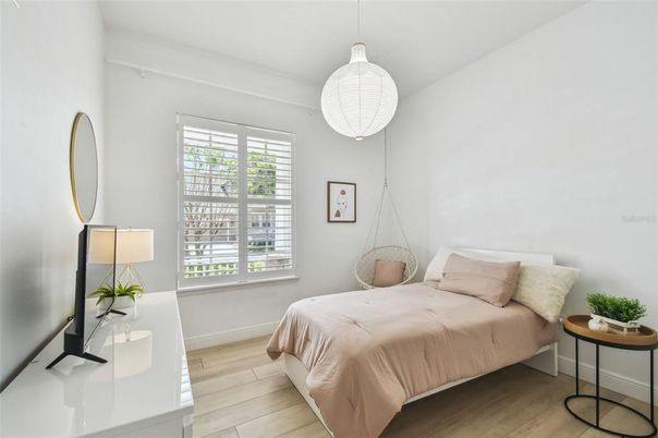 Bedroom, Interior, Pendant Lights, Wood Texture Flooring