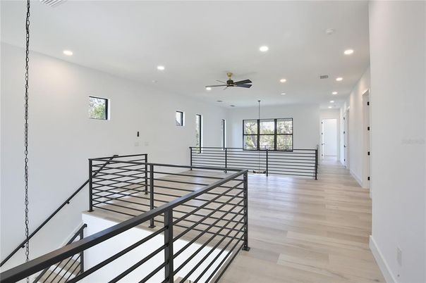 Interior, Recessed Lighting, Wood Texture Flooring
