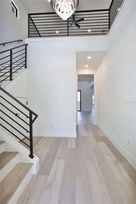 Interior, Recessed Lighting, Wood Texture Flooring