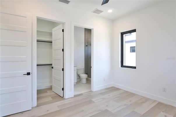 Bathroom, Interior, Recessed Lighting, Wood Texture Flooring