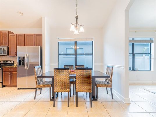 Dining room, Interior, Kitchen, Pendant Lights, Recessed Lighting, Stainless Steel Appliances