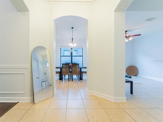 Dining room, Interior, Pendant Lights
