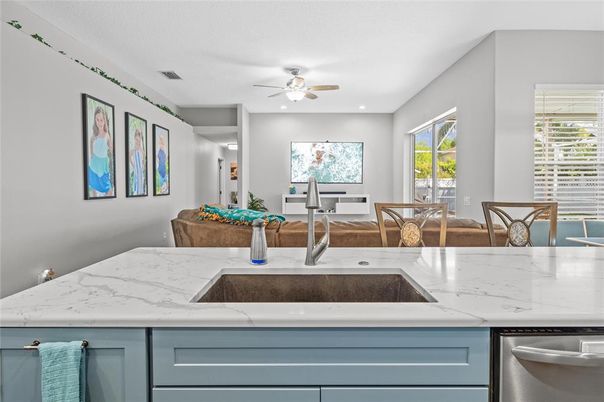 Dining room, Interior, Kitchen, Recessed Lighting