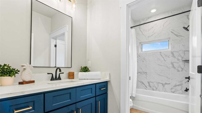 Bathroom, Interior, Marble Walls, Recessed Lighting