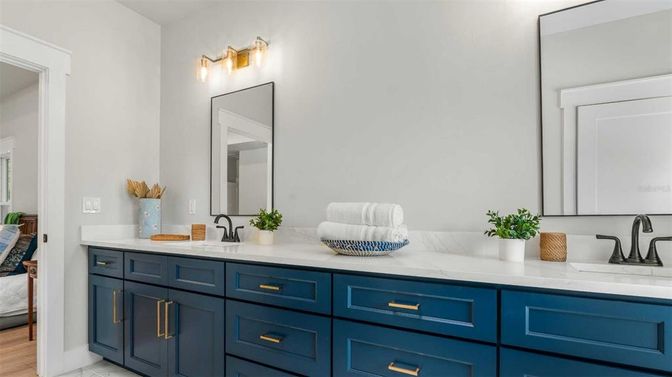 Bathroom, Dual Sink Vanities, Interior, Wood Texture Flooring