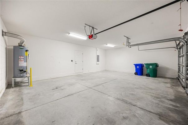 Garage, Interior