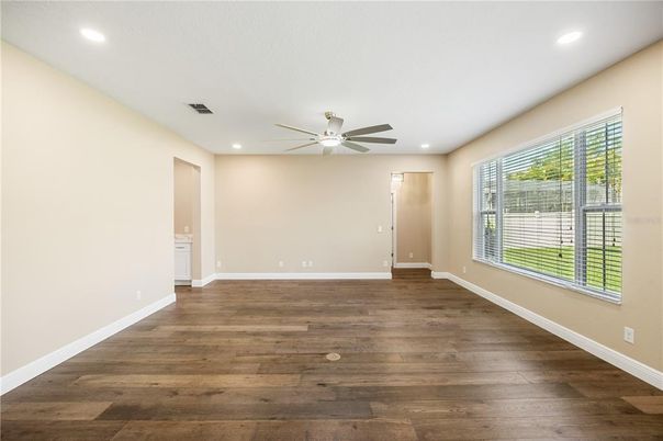Empty room, Interior, Recessed Lighting, Wood Texture Flooring