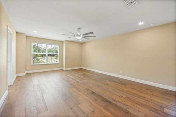 Empty room, Interior, Recessed Lighting, Wood Texture Flooring
