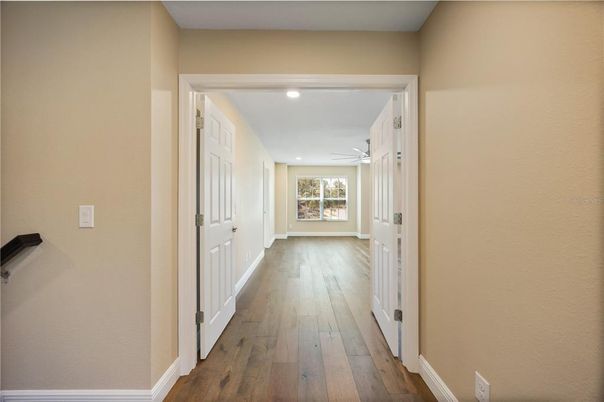 Interior, Recessed Lighting, Wood Texture Flooring
