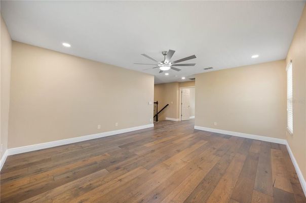 Empty room, Interior, Recessed Lighting, Wood Texture Flooring