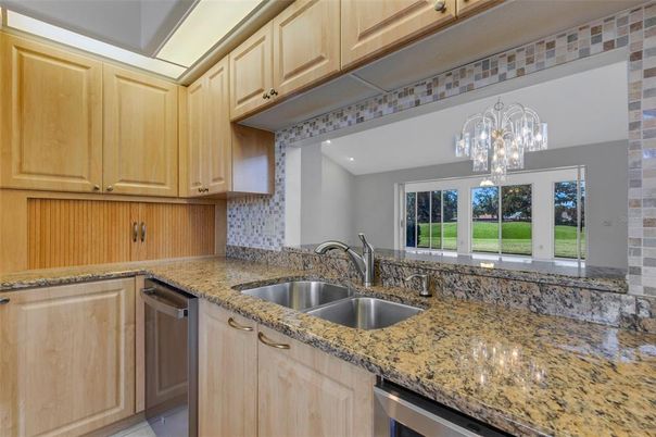 Chandelier, Interior, Kitchen