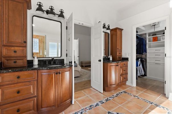Bathroom, Dual Sink Vanities, Interior