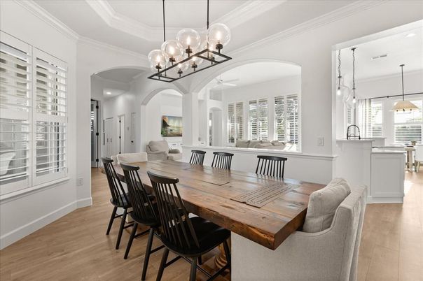 Chandelier, Dining room, Interior, Living room, Pendant Lights, Wood Texture Flooring