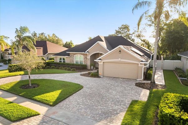 Attached, Backyard, Exterior, Facade, American Craftsman