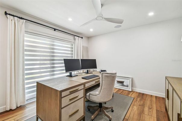 Home Office, Interior, Recessed Lighting, Wood Texture Flooring