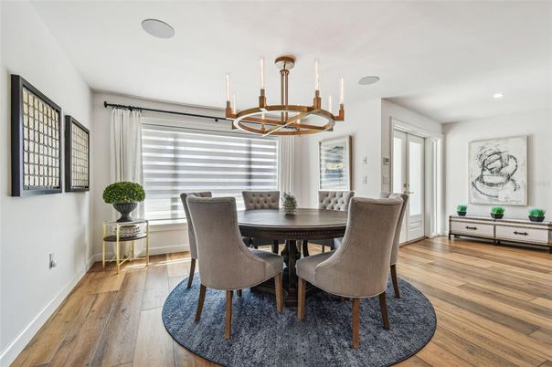 Chandelier, Dining room, Interior, Recessed Lighting, Wood Texture Flooring