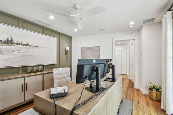Home Office, Interior, Recessed Lighting, Wood Texture Flooring