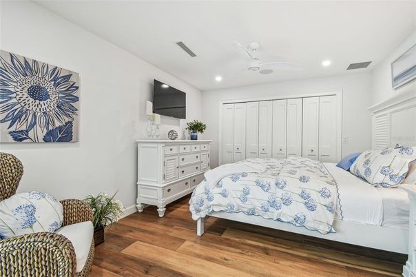 Bedroom, Interior, Recessed Lighting, Wood Texture Flooring