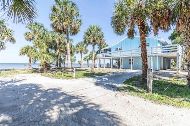 Backyard, Exterior, Water