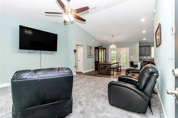Dining room, Interior, Pendant Lights, Recessed Lighting