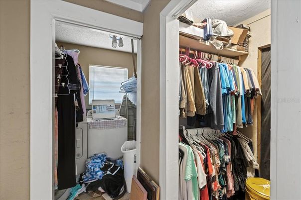 Interior, Walk-in Closets