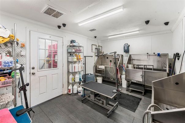 Fitness Equipment, Interior
