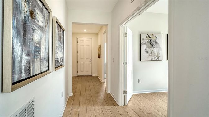 Interior, Recessed Lighting, Wood Texture Flooring