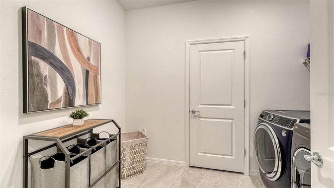 Interior, Washer