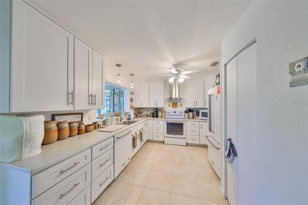 Interior, Kitchen, Pendant Lights